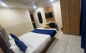 Hotel Mahaveer